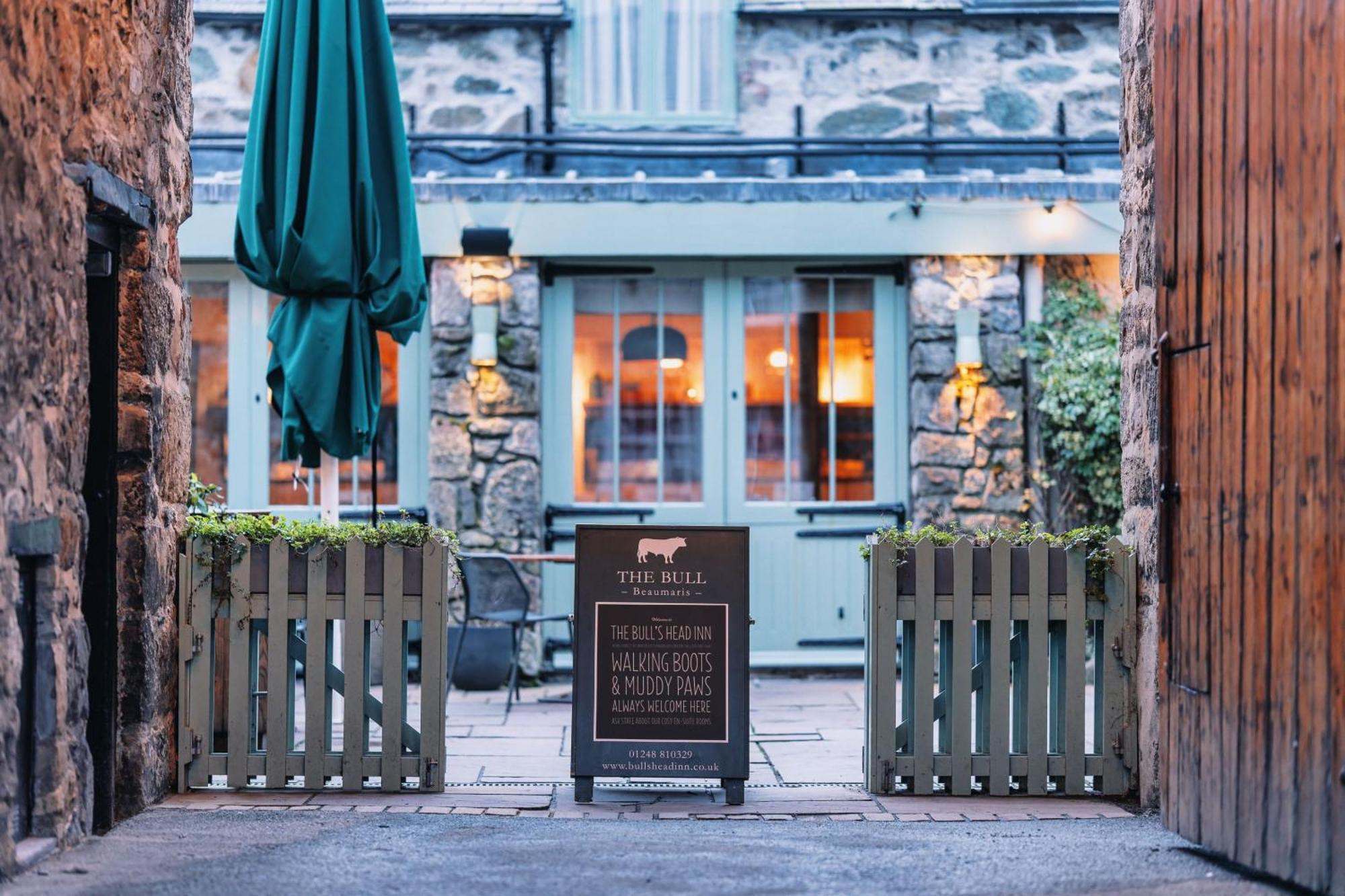 The Bull And Townhouse, Beaumaris- The Inn Collection Group Exterior photo