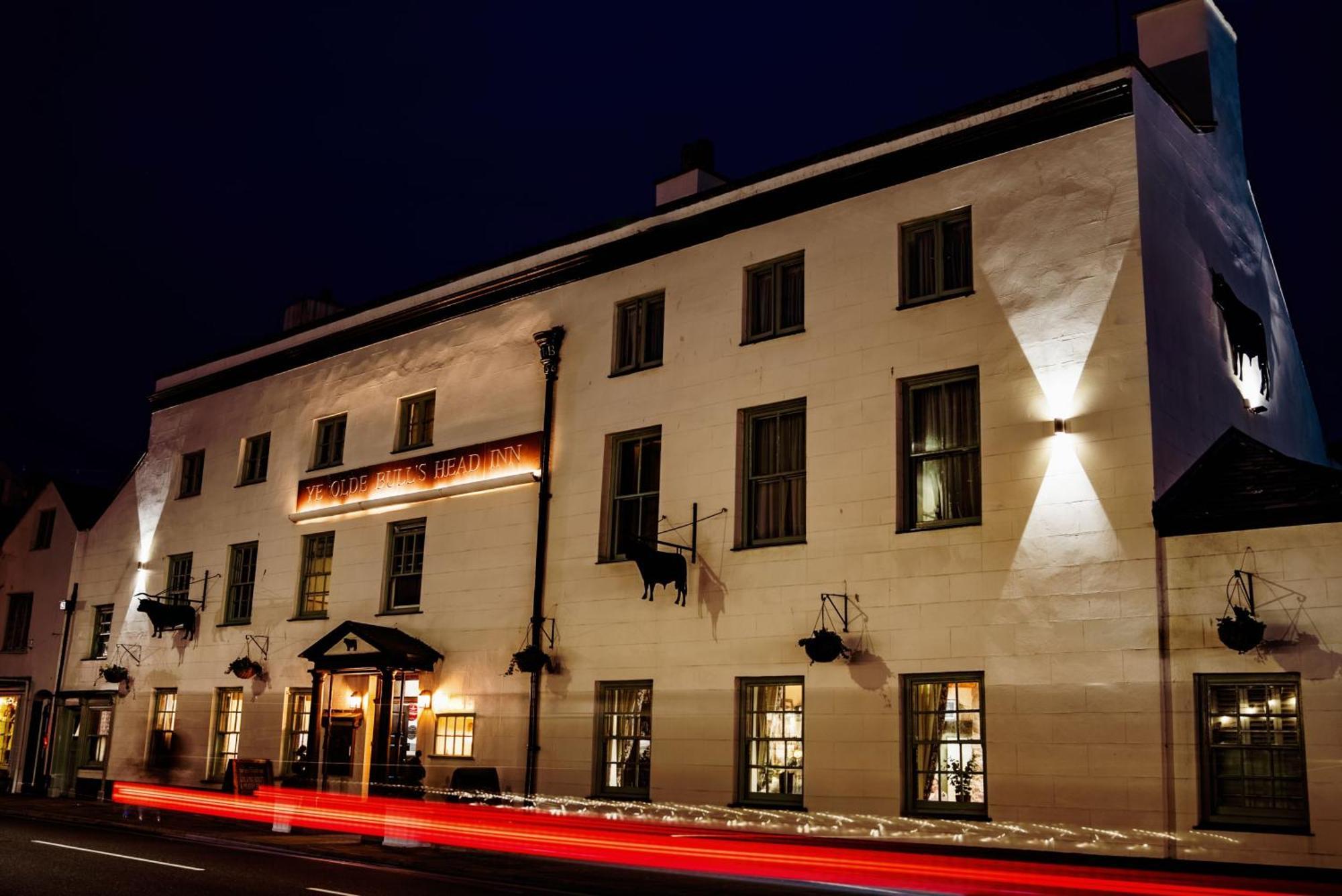 The Bull And Townhouse, Beaumaris- The Inn Collection Group Exterior photo